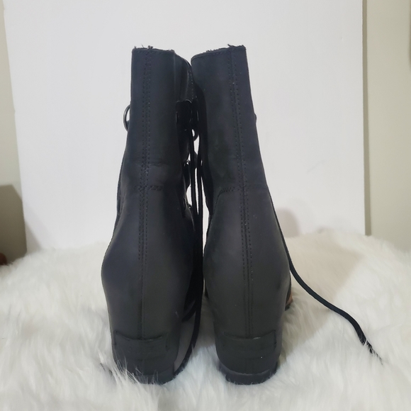 Sorel Joan of Arctic Wedge Boot - Picture 4 of 9